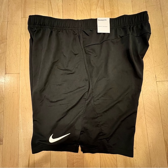 Nike Mamba Sports Academy Kobe Bryant Black Basketball Shorts Men’s size LARGE - Picture 3 of 6